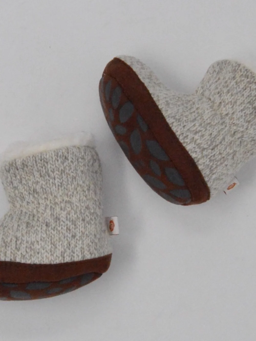 Acorn Wool Blend Knit Booties Sherpa Lined 0-6 Mth